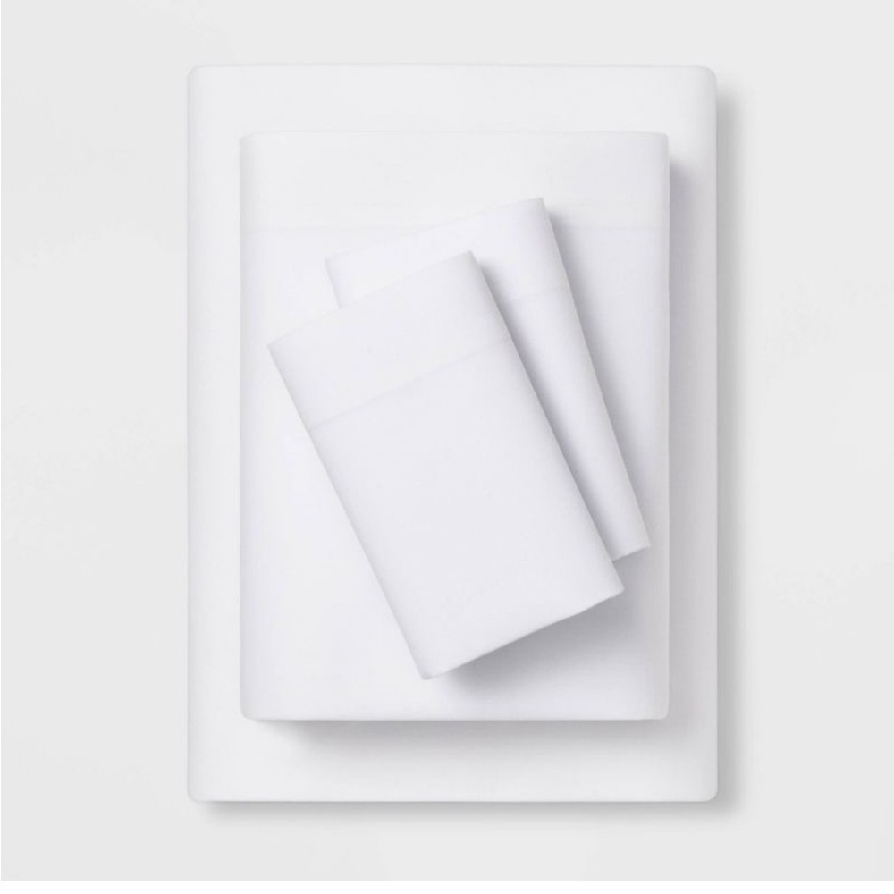 Easy Care Solid Sheet Set - Room Essentials™, King White NWT